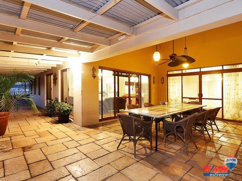 17 Citrus Court, Two Rocks WA 6037