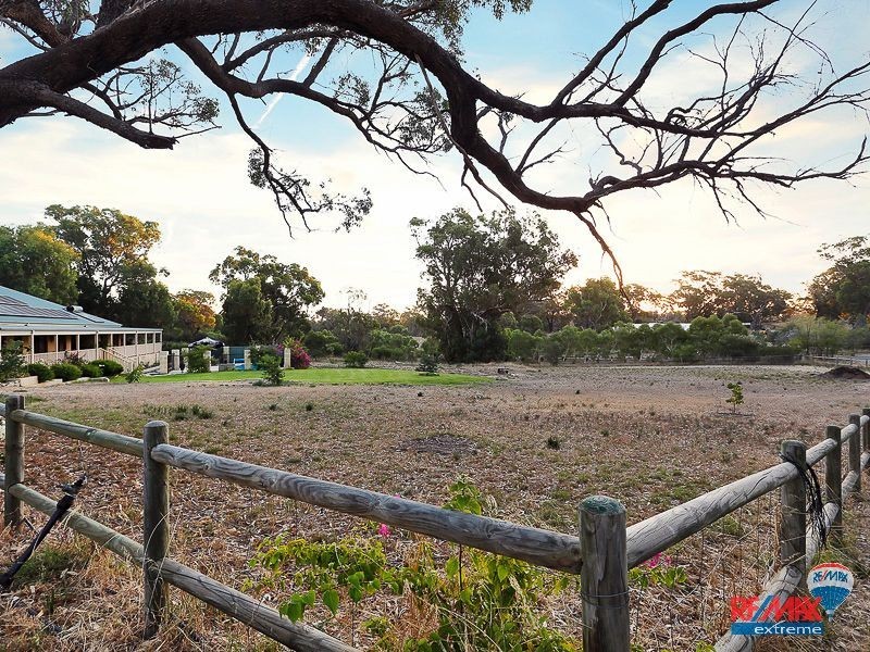 17 Citrus Court, Two Rocks WA 6037