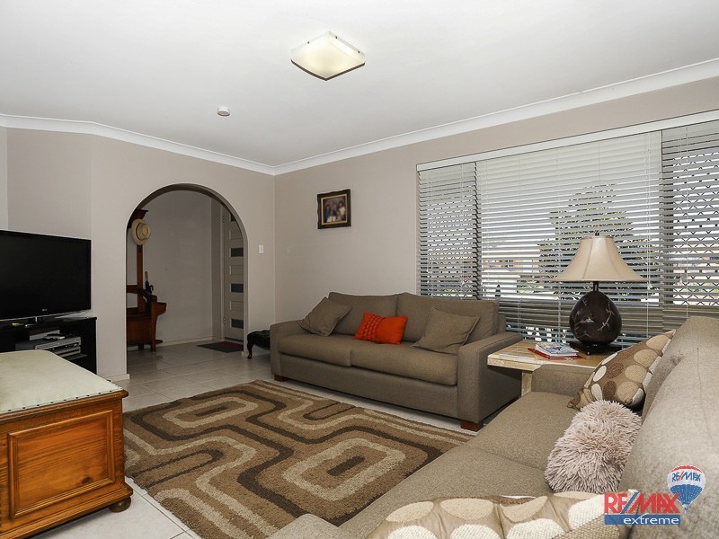 8 Scaphella Avenue, Mullaloo WA 6027