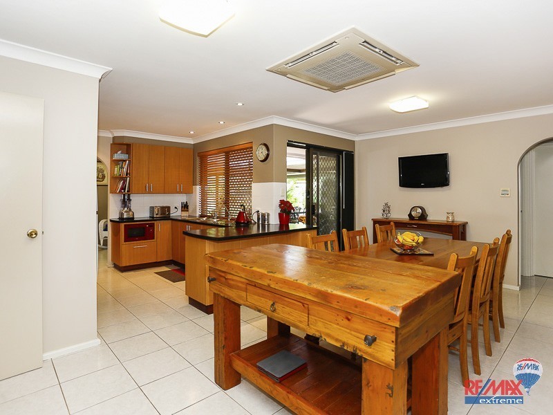 8 Scaphella Avenue, Mullaloo WA 6027