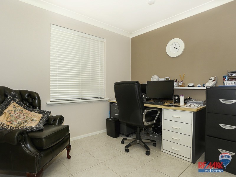 8 Scaphella Avenue, Mullaloo WA 6027