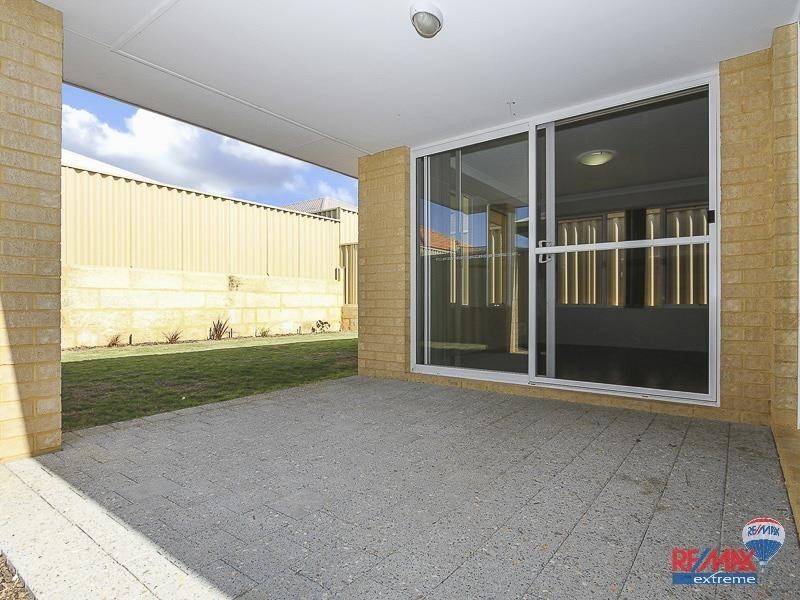 77 Hollington, Butler WA 6036