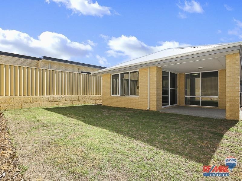 77 Hollington, Butler WA 6036