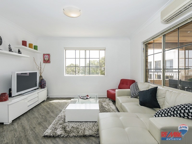 15/2 Plaistow Street, Joondalup WA 6027