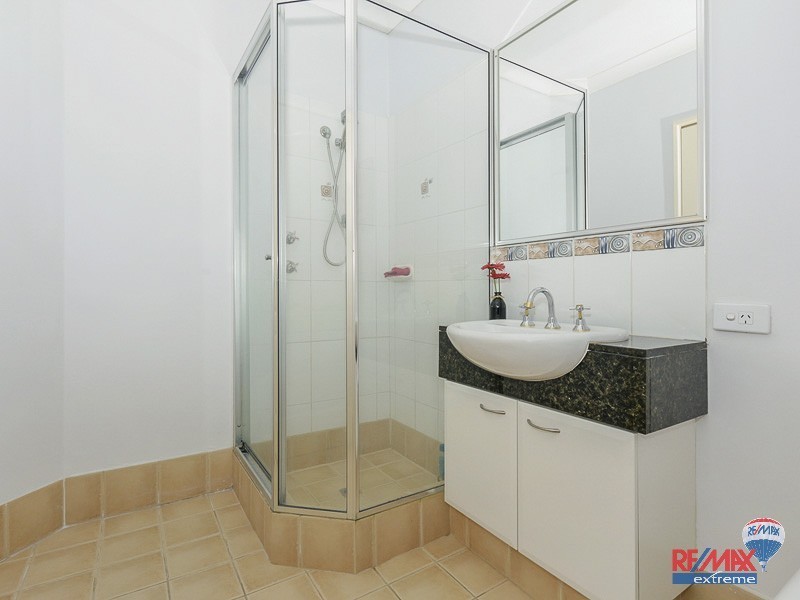 15/2 Plaistow Street, Joondalup WA 6027