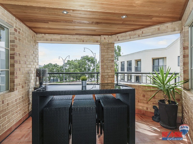 15/2 Plaistow Street, Joondalup WA 6027