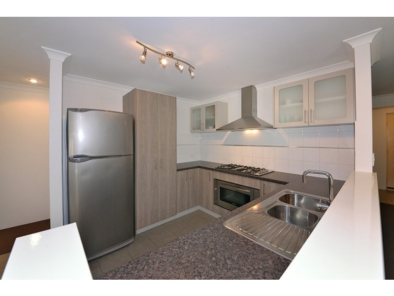 21 Bonvin Gardens, Tapping WA 6065