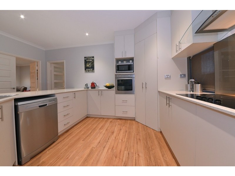 19 Jaeger Bend, Tapping WA 6065