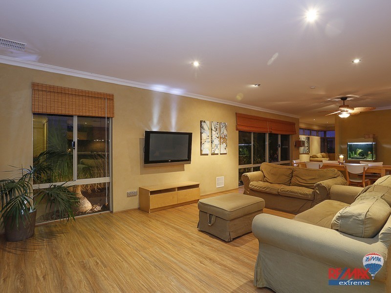 43 Grampians Loop, Yanchep WA 6035