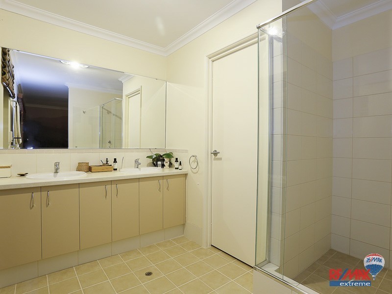 43 Grampians Loop, Yanchep WA 6035