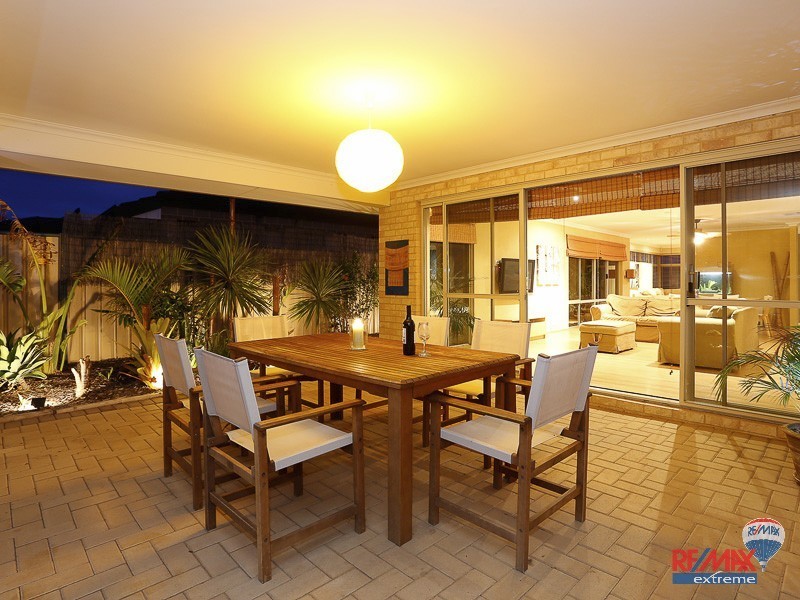 43 Grampians Loop, Yanchep WA 6035