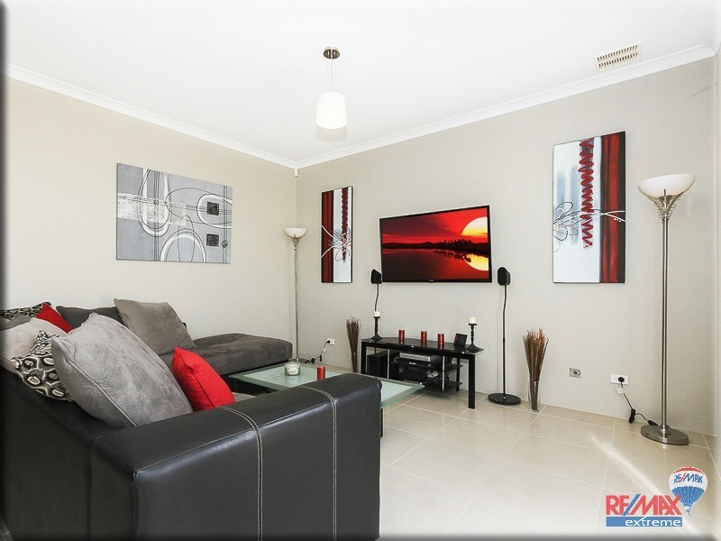 12 Bretton Grange, Butler WA 6036