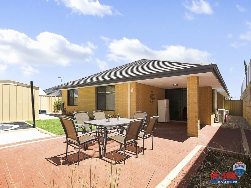 3 Dayman Green, Ridgewood WA 6030