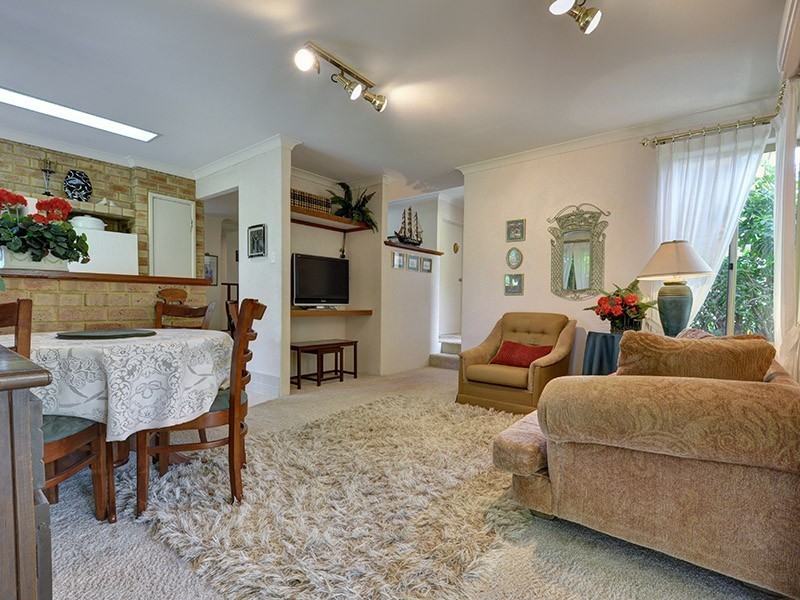 19 Quinault Loop, Joondalup WA 6027