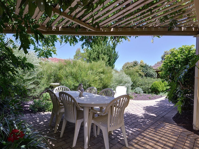 19 Quinault Loop, Joondalup WA 6027