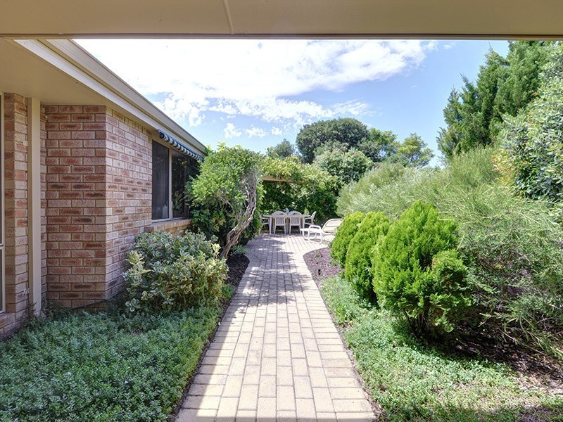 19 Quinault Loop, Joondalup WA 6027