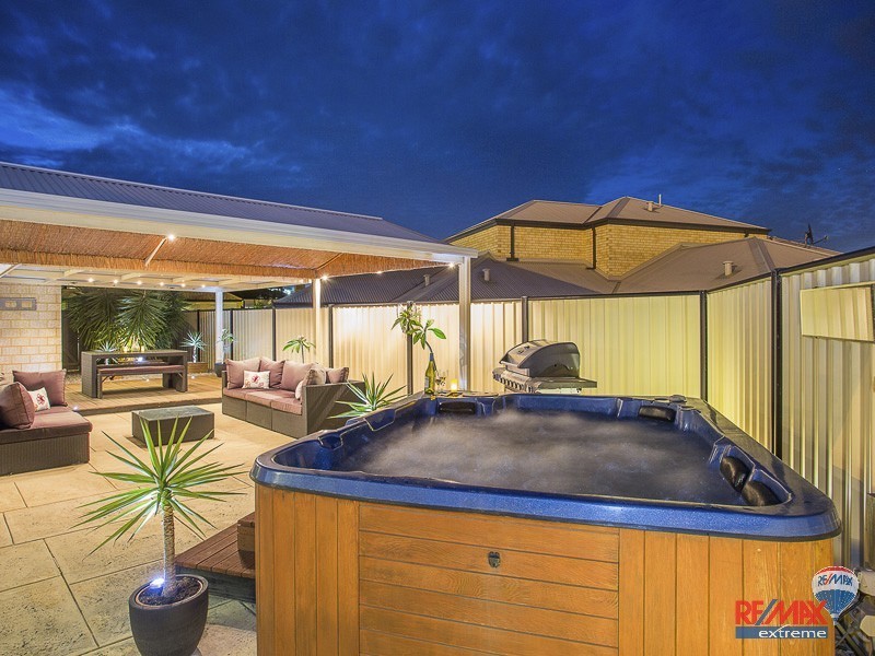 15 Aslings Court, Clarkson WA 6030