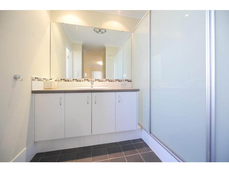 32 Elmhurst Drive, Clarkson WA 6030