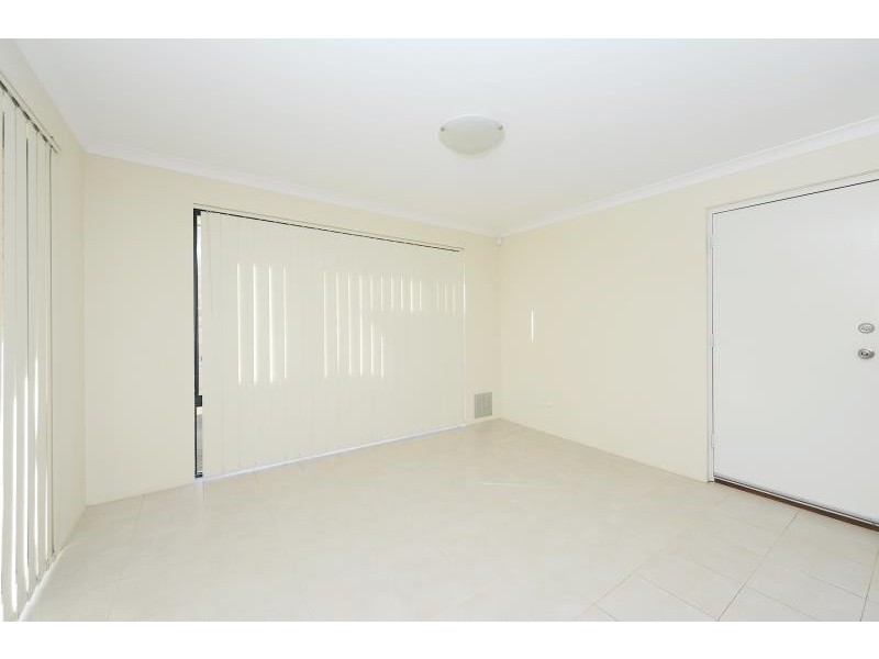 32 Elmhurst Drive, Clarkson WA 6030