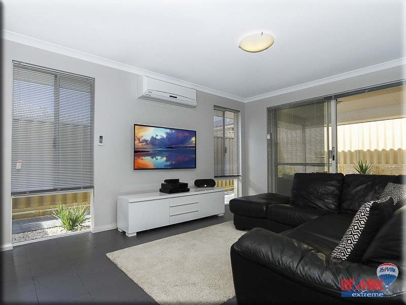 55 Billericay Circuit, Butler WA 6036