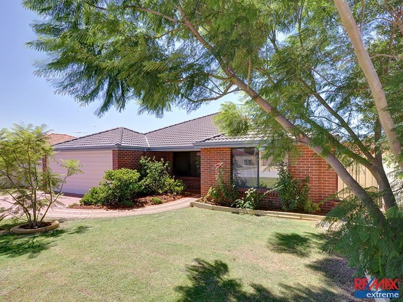 9 Karoo Way, Pearsall WA 6065