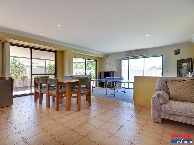 9 Karoo Way, Pearsall WA 6065