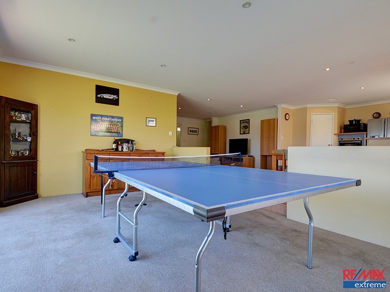 9 Karoo Way, Pearsall WA 6065