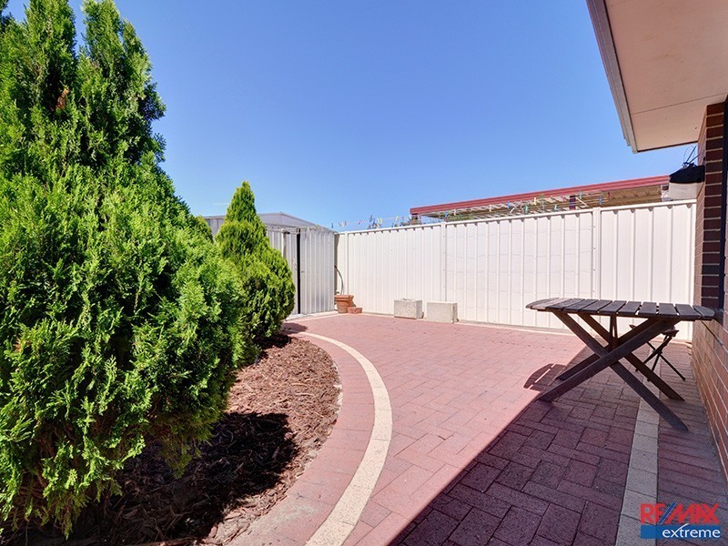 9 Karoo Way, Pearsall WA 6065