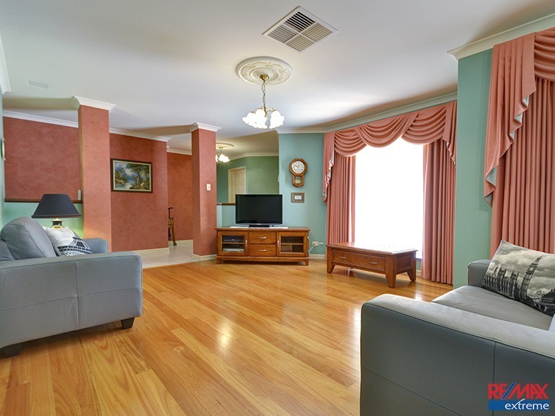 28 Walter Padbury Blvd, Padbury WA 6025