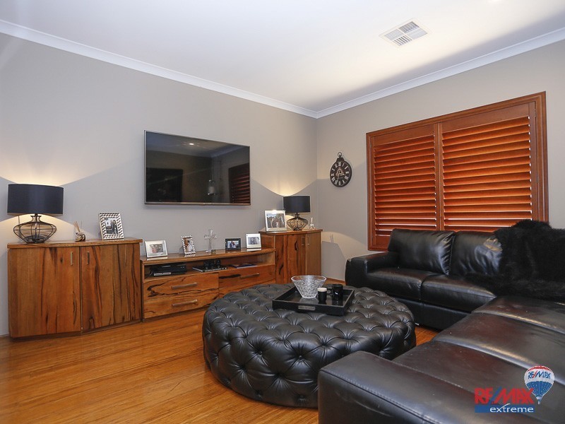 8 Radar Way, Alkimos WA 6038