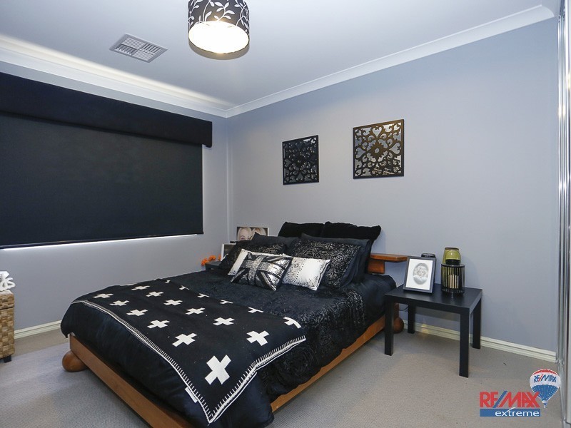 8 Radar Way, Alkimos WA 6038