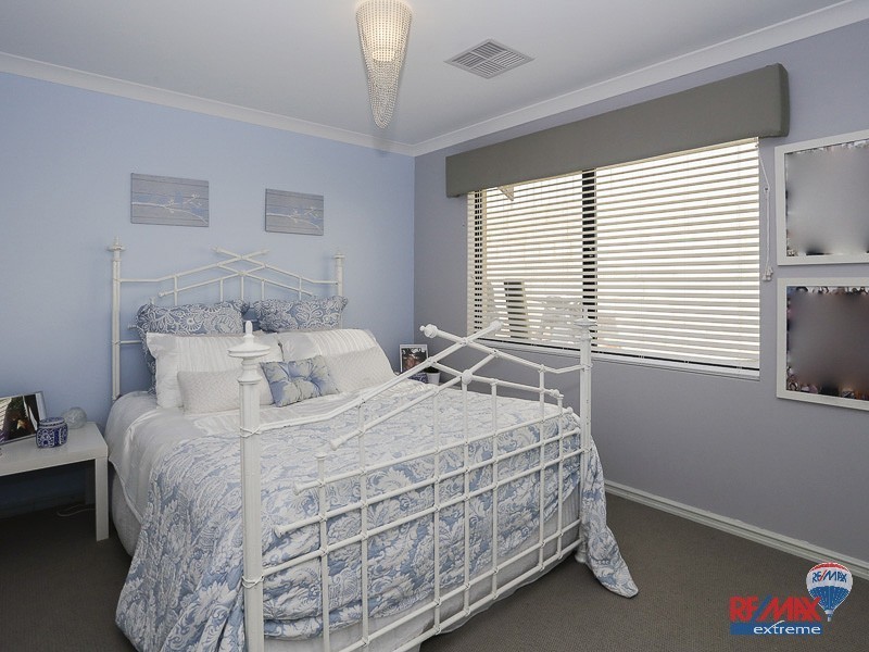 8 Radar Way, Alkimos WA 6038