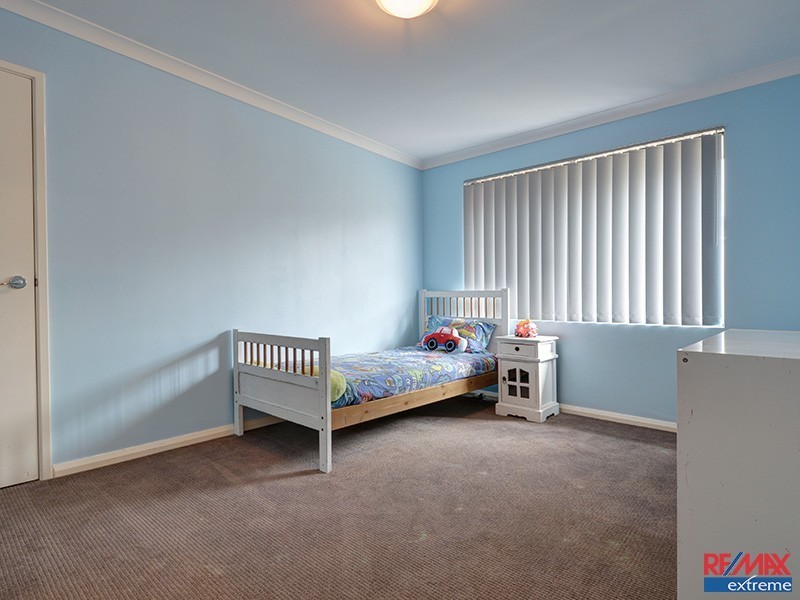 28 Abbey Green, Banksia Grove WA 6031