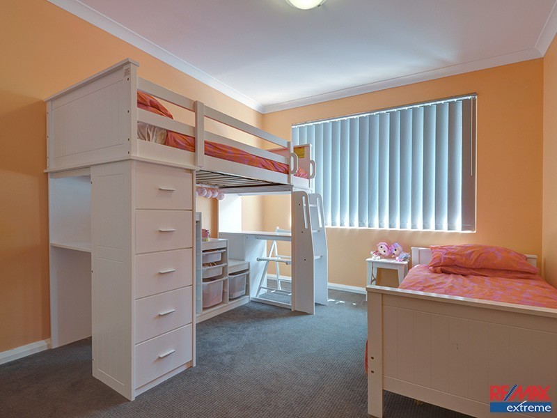 28 Abbey Green, Banksia Grove WA 6031