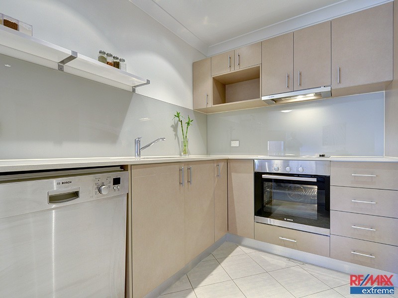 4/2 Molloy Promenade, Joondalup WA 6027