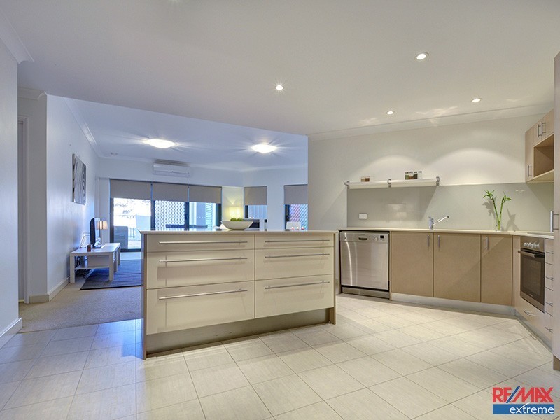 4/2 Molloy Promenade, Joondalup WA 6027