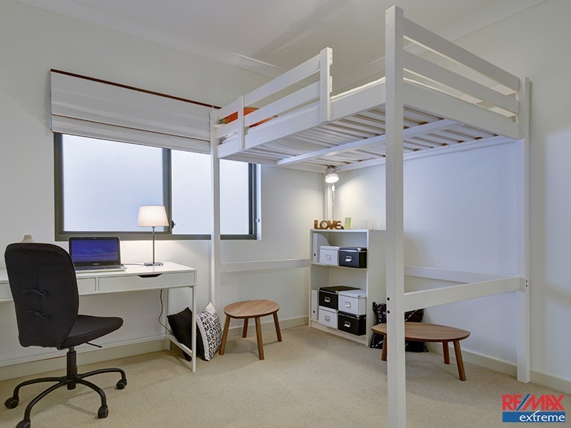 4/2 Molloy Promenade, Joondalup WA 6027