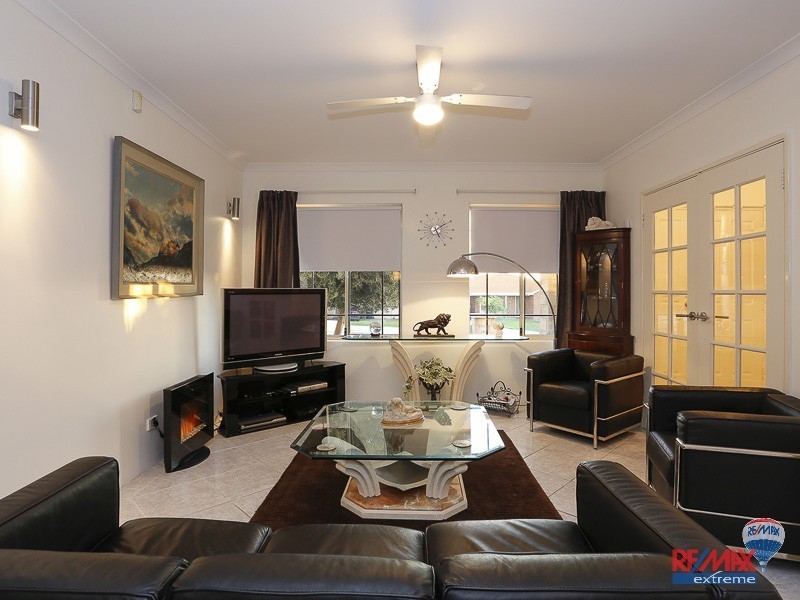 46 Macnaughton Crescent, Kinross WA 6028