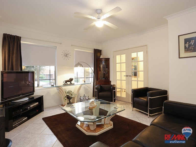 46 Macnaughton Crescent, Kinross WA 6028