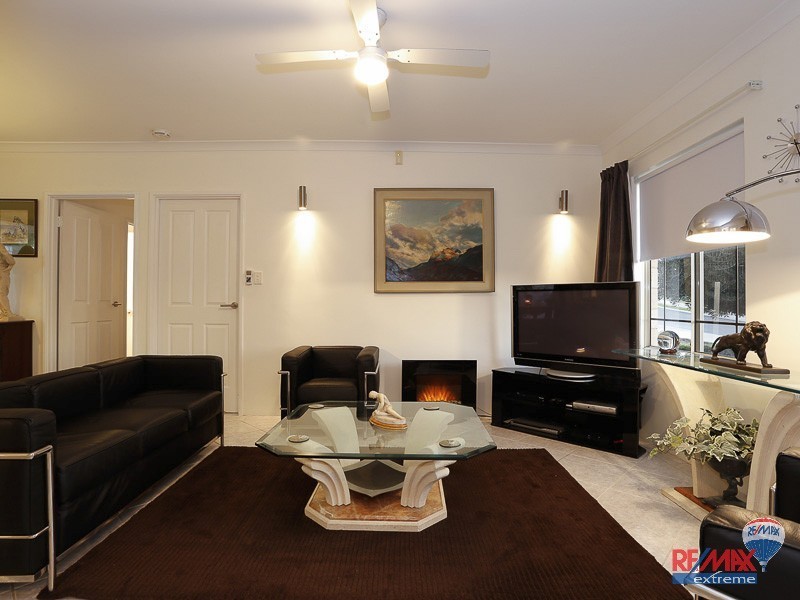 46 Macnaughton Crescent, Kinross WA 6028