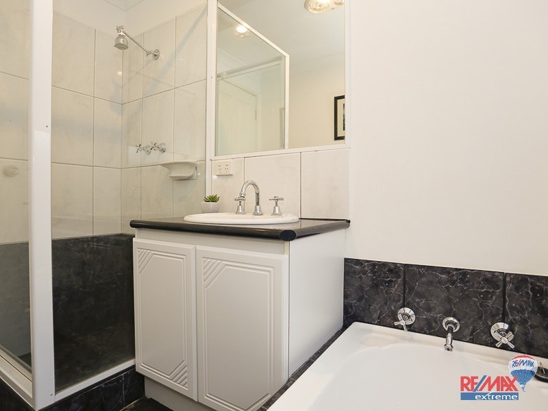 46 Macnaughton Crescent, Kinross WA 6028