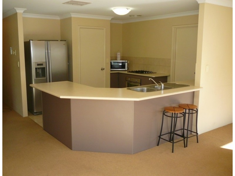 16 Grand Paradiso, Merriwa WA 6030