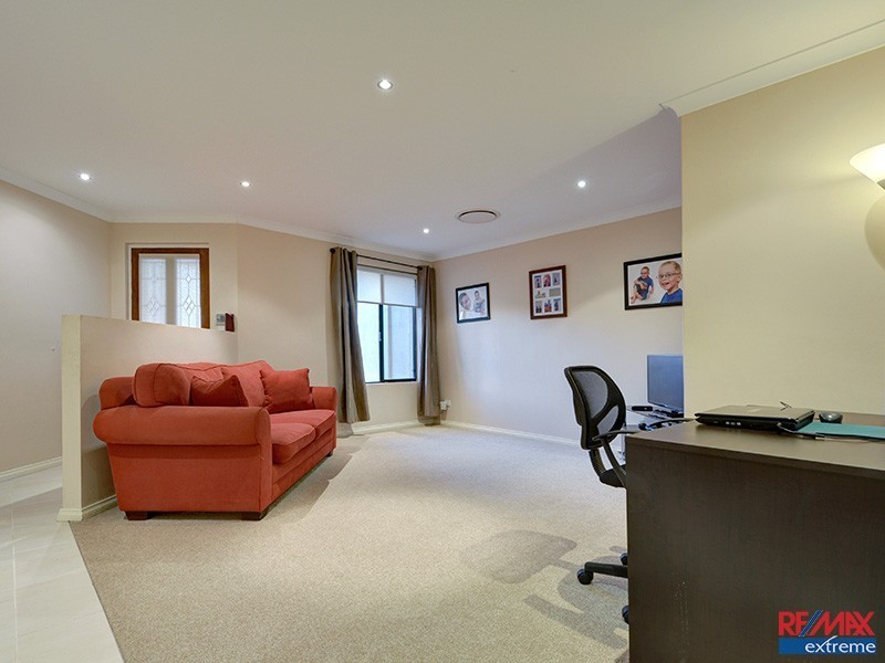 16 Impington Road, Butler WA 6036