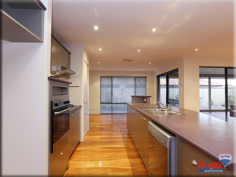 5 Marchwood Boulevard, Butler WA 6036