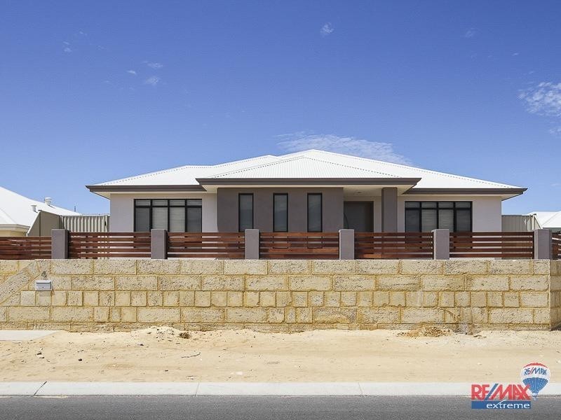 4 Helmsman Avenue, Alkimos WA 6038