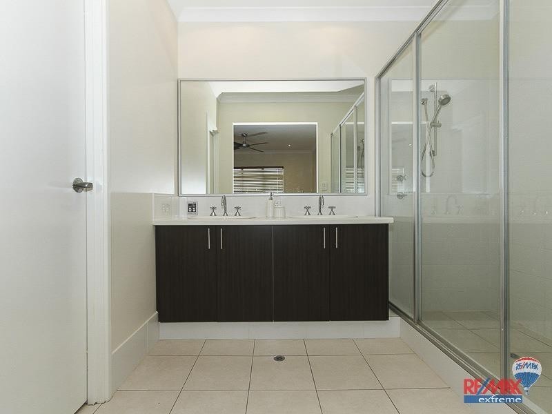 4 Helmsman Avenue, Alkimos WA 6038