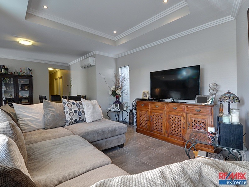 18A Woodchester Place, Nollamara WA 6061