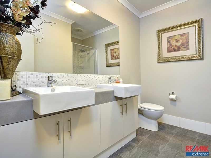 18A Woodchester Place, Nollamara WA 6061