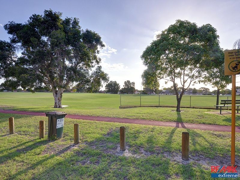18A Woodchester Place, Nollamara WA 6061