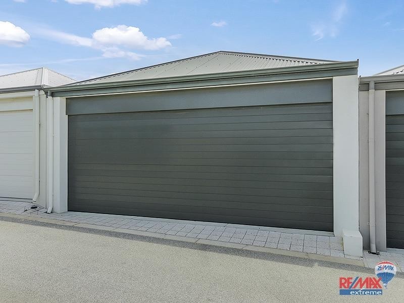 41B Helmsdale Loop, Butler WA 6036